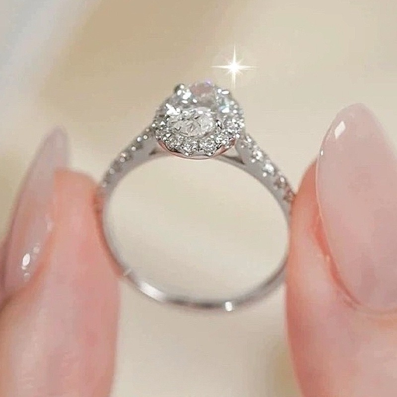 Unisex 925 Silver Moissanite Oval Ring, Fashionable for All Occasions